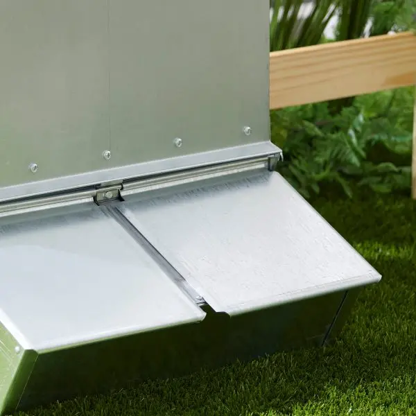 3.7-Bushel Dual-Door Hog Feeder – Livestock Supplement Dispenser for Up to 8 Hogs - Image 7
