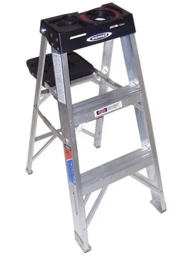 3-Foot Aluminum Stepladder – 300-Pound Weight Capacity