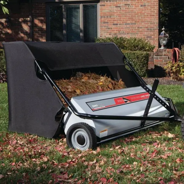 50-Inch Professional Lawn Sweeper – 26-Cubic-Foot Capacity, Extra-Wide Collection - Image 3