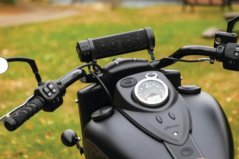 Road Thunder 300W Waterproof Bluetooth Motorcycle Sound Bar – Satin Black Handlebar Mount - Image 4